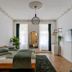 Apartment Bevoflats - Live Like A Local - In Kreuzberg, Graefekiez, Berlin