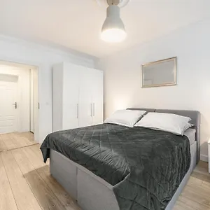 The Lachmann Vh, 2br One Living Up To 7 People Appartement